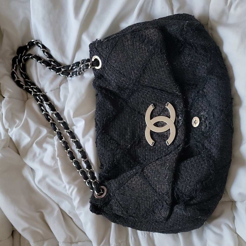 Chanel Jumbo Tweed Chain Black Shoulder Bag